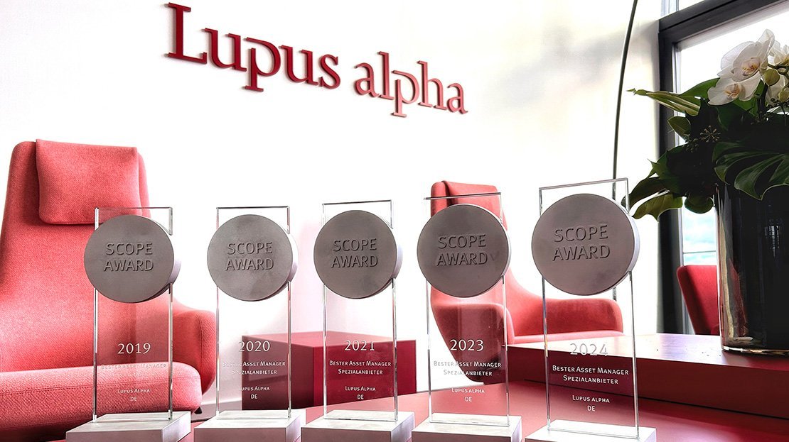 Fünf Scope Awards Figuren